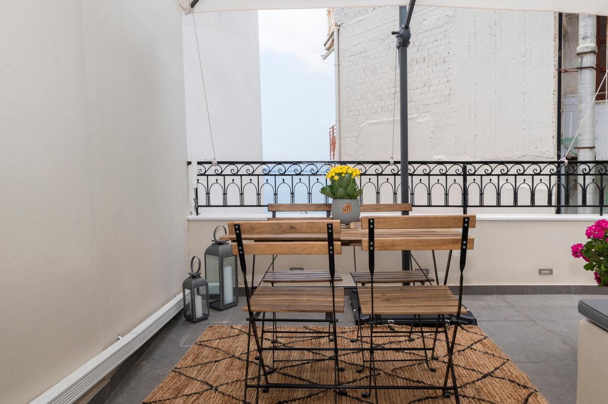 Sunrise Loft *